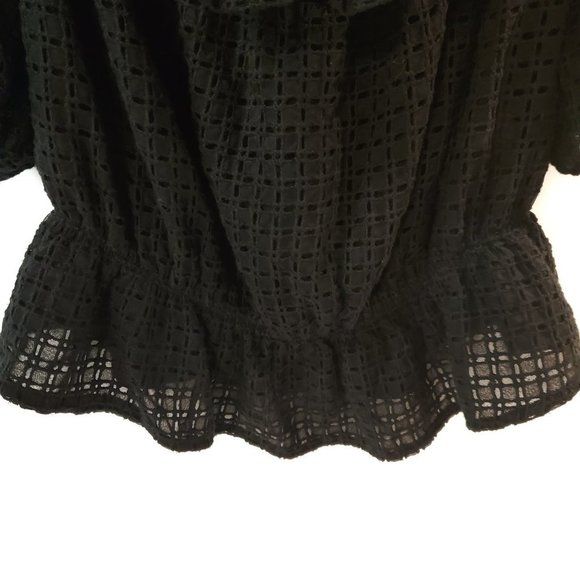 Express Off-The-Shoulder Black Crochet Crop Top With A Full Lining - Sz S/P - Picture 2 of 8